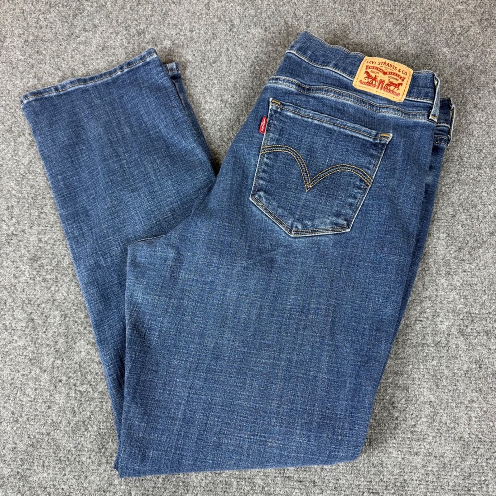 Levis Classic Straight Jeans Womens 12M Medium Wash Blue Denim Classic